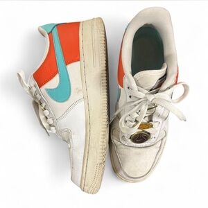 Nike Air Force 1 low SE light aqua basketball pins